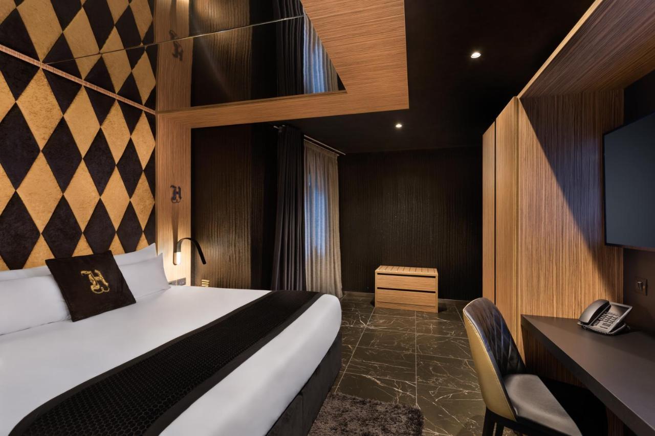 Hotel H & - Adults Only 4*